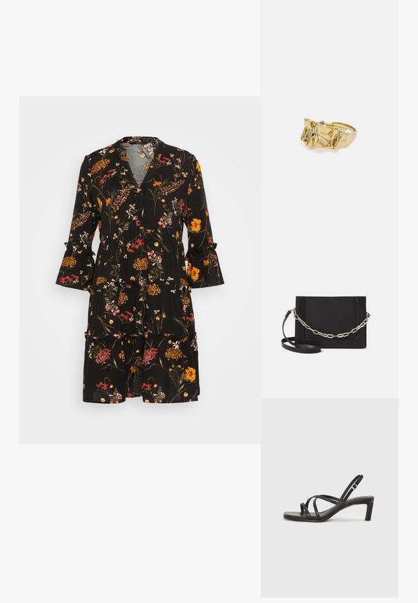 Črna obleka s cvetličnim vzorcem, ki ima oranžne, rožnate in rumene cvetove. Ima V-izrez, naborke na rokavih in večplastno zasnovo krila.; Črne natikače s trakovi in kvadratnim prstom ter nizkim blokastim peto. Imajo več tankih trakov in nastavljiv trak okoli gležnja. Narejene so iz gladkega usnja.; Črna usnjena torba čez ramo z gladko teksturo, pravokotno obliko in kovinskim verižnim detajlom spredaj. Vključena je nastavljiva naramnica.; Zlati prstan z teksturiranim, valovitim dizajnom, ki ima tri izrazite vrhove. Gladka, sijoča površina z odprtim pasom za prilagodljivo prileganje.