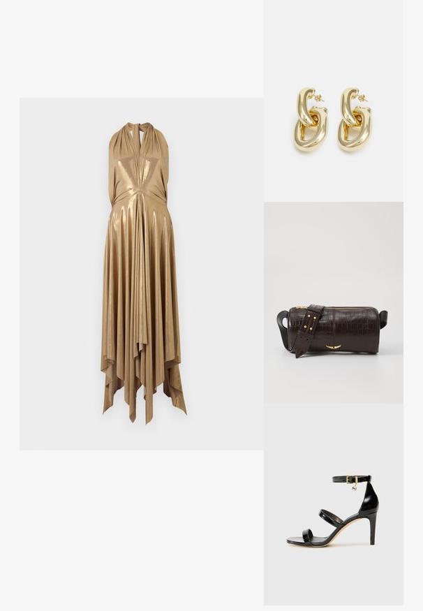 Metallisch goldenes Halterkleid mit tiefem V-Ausschnitt, drapiertem Oberteil und schwingendem, asymmetrischem Saum, der vertikale Falten für zusätzliche Struktur aufweist.; Schwarze Lackleder-Sandale mit drei Riemen, Knöchelriemen und 10 cm hohen Stiletto-Absatz. Verfügt über goldfarbene Hardware-Details und ein Logo-Charm.; Braune, krokodilgeprägte Lederhandtasche mit zylindrischer Form, goldfarbener Hardware und einem abnehmbaren Tragegurt mit Nieten.; Rabanne XL LINK DOUBLE HOOP EARRINGS - Ohrringe - gold-coloured