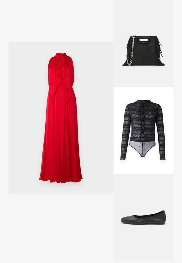 Alice + Olivia Robe de cocktail - bright ruby; Hofmann Copenhagen EXCLUSIVE MIRELLA - Blouse - black; Ballerines en cuir noir avec un bout rond, texture lisse, détails de couture minimalistes et design de semelle flexible.; Sac à main en cuir noir avec des détails en franges, chaîne dorée pour l'épaule et une poignée découpée. Présente le logo sur le devant.