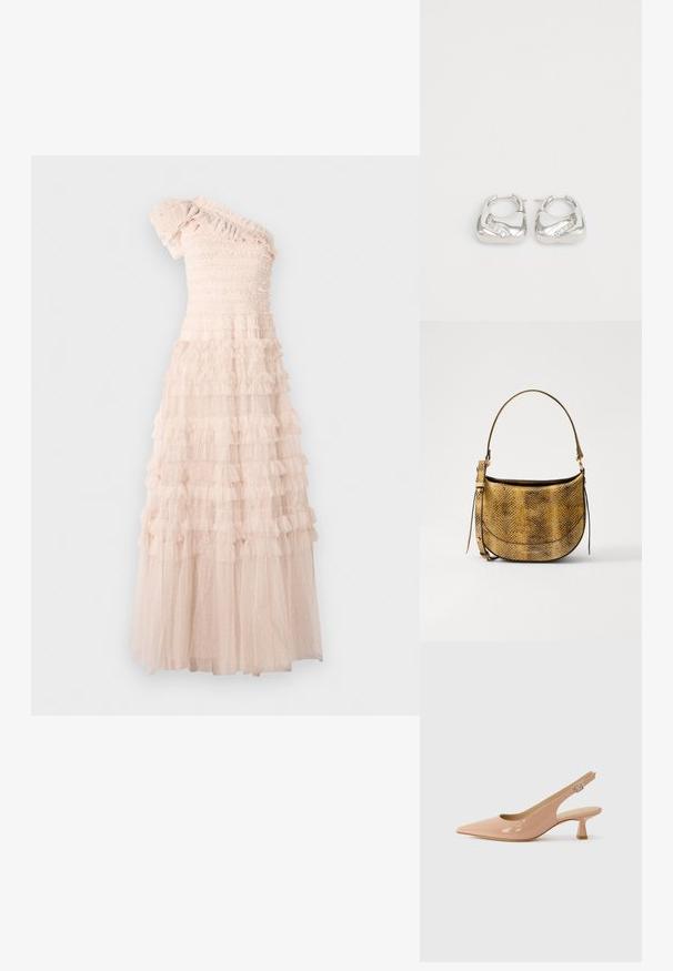 Asymmetrisches Ein-Schulter-Kleid in hellbeige, mit einem gerafften Oberteil und geschichteten Rüschen, die den fließenden Rock mit gepunkteter Textur zieren.; Patentierte Slingback-Schuhe in Hellrosa, mit einer spitzen Zehenform, niedrigem Blockabsatz und einem verstellbaren Riemen mit rundem Schnallendetail.; Vanessa Bruno MINI DAILY BAG - Umhängetasche - camel; Silberne Creolen mit einem glatten, runden Design und einem wellenförmigen Akzent, der kleine, klare Strasssteine entlang einer Kante enthält.