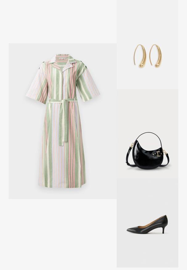 Gestreepte jurk met groene, witte en roze verticale strepen, korte mouwen, een kraag en een bijpassende riem in de taille.; Zwarte leren pump met een puntige teen, lage hak en een gladde textuur. Heeft een lichte opening aan de voorkant en minimale hardware aan de achterkant.; Zwarte gepatineerde leren handtas met een gebogen vorm, verstelbare schouderband en gouden hardwaredetails aan de zijkant. Gladde, glanzende textuur.; Gouden metalen oorbellen in de vorm van een gebogen, verlengde hoop. Kenmerkend zijn het gladde, glanzende oppervlak en de afgeronde punt voor extra detail.