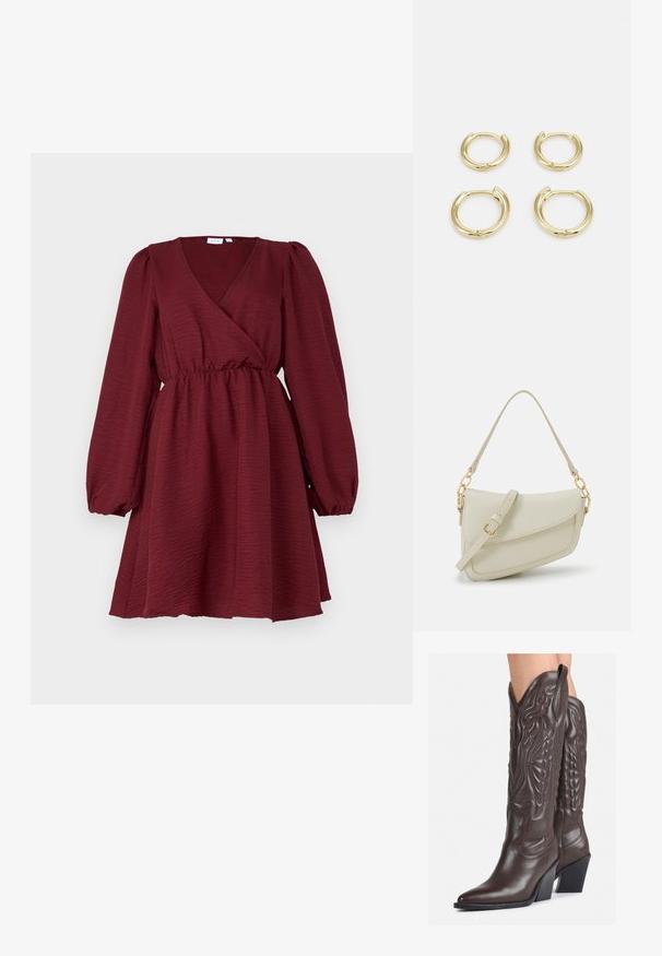 Burgundijas krāsas apģērbs ar garām pūkainām piedurknēm, elastīgu jostasvietu un viegli teksturētu audumu, ar dziļu V-veida dekoltē un plūstošu svārku.; Brūni ādas kovboju zābaki ar norādītu purngalu un blokveida papēdi, ar detalizētu šūšanu un paceltiem akcentiem uz kājas daļas.; Maza krēmkrāsas rokas soma ar teksturētu apdari, garu regulējamu siksniņu, ķēdes akcentu un vāciņa aizdari. Zelta aparatūras detaļas.; Zelta gredzenu auskari, četri gabali, gluda virsma, noapaļota forma, dažādu izmēru, ar eņģu aizdari ērtai valkāšanai.