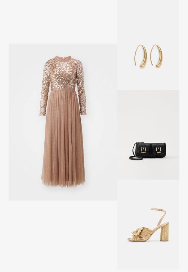 Needle & Thread TEMPEST BODICE ANKLE GOWN - Robe de cocktail - caramel; Sandales dorées à talons avec un devant noué, texture plissée et une bride de cheville. Le talon carré a un design strié, améliorant l'adhérence.; Sac en cuir noir porté en travers avec deux poches avant, boucles dorées, fermeture zippée et une sangle fine. Surface texturée et forme rectangulaire compacte.; Boucles d'oreilles en métal doré en forme d'anneau, avec une forme courbée et allongée. Elles présentent une surface lisse et brillante avec une pointe arrondie pour un détail supplémentaire.