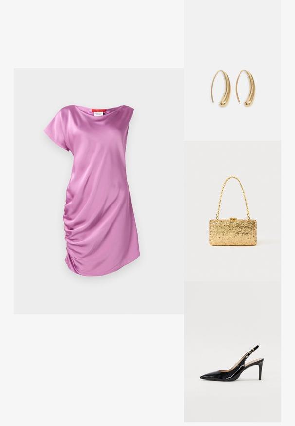 Ružové saténové šaty s voľným strihom, krátkymi rukávmi a nariasenou bočnou textúrou pre zvýraznenie detailov.; Čierne lakované kožené slingback lodičky s špicatou špičkou, štíhlým podpätkom a jemným výrezom. Obsahuje zlatú pracku na remienku.; Zlatá flitrová listová taška s obdĺžnikovým tvarom, vybavená skrúteným reťazovým držadlom a kovovým uzatváraním, odrážajúca svetlo s textúrovaným povrchom.; Náušnice vo forme zlatých kovových kruhov s zakriveným, predĺženým tvarom. Majú hladký, lesklý povrch a zaoblený koniec pre pridanie detailu.