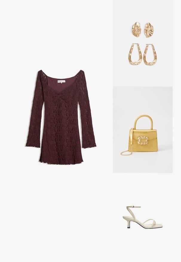 Burgunderfarbens Spitzenkleid mit tailliertem Oberteil, Rundhalsausschnitt und langen, ausladenden Ärmeln. Zartes Blumenmuster mit einer weichen, strukturierten Oberfläche.; Beige Riemchen-Sandale mit quadratischer Zehenform, dünnem Knöchelriemen und einem 5 cm hohen Quadrathochheel. Aus glattem Leder mit einer kontrastierenden schwarzen Sohle.; Gelbe Kunstleder-Handtasche im Krokodil-Look mit strukturiertem Design, Obergriff, abnehmbarem Kettenriemen und dekorativer Kristallverzierung am Verschluss.; Ohrringe in Goldoptik mit strukturierten, gewellten Formen. Beinhaltet skulpturale Clip-Ohrringe und ein offenes Hoop-Design mit gehämmertem Finish.