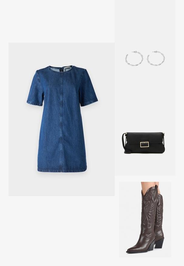 Robe en denim bleu foncé, à manches courtes, col rond, longueur genou, avec des coutures visibles et une fermeture éclair dans le dos.; Bottes de cowboy en cuir marron avec un bout pointu et un talon bloc, présentant des coutures détaillées et des accents en relief sur la tige.; Pochette en cuir noir avec un rabat et un détail en boucle en métal doré. Inclut une sangle noire et un design épuré et minimaliste.; Boucles d'oreilles en argent en forme de créoles avec un design torsadé, dotées d'une finition polie et d'une fermeture à poussoir. Mesurent environ 3 cm de diamètre.
