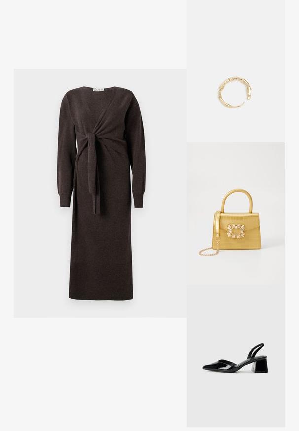 Ruda megzta suknelė su ilgomis rankovėmis, suvyniojimo dizainu, turinti priekinį mazgą ir gumbus rankogaliuose, siekianti kelių vidurį.; Juodos lakuotos odinės šlepetės su smailiu pirštu ir geometriniu bloko kulnu. Turi elegantišką, minimalistinį dizainą ir lygų paviršių.; Geltonas dirbtinės krokodilo odos rankinukas su standžiu dizainu, viršutine rankena, nuimamu grandininiu dirželiu ir dekoratyviniu krištolo papuošimu ant užsegimo.; Auksinės spalvos žiedas, turintis organišką, sukimosi dizainą su lygiu paviršiumi ir siaurėjančiais galais, sukuriantis modernią skulptūrinę išvaizdą.