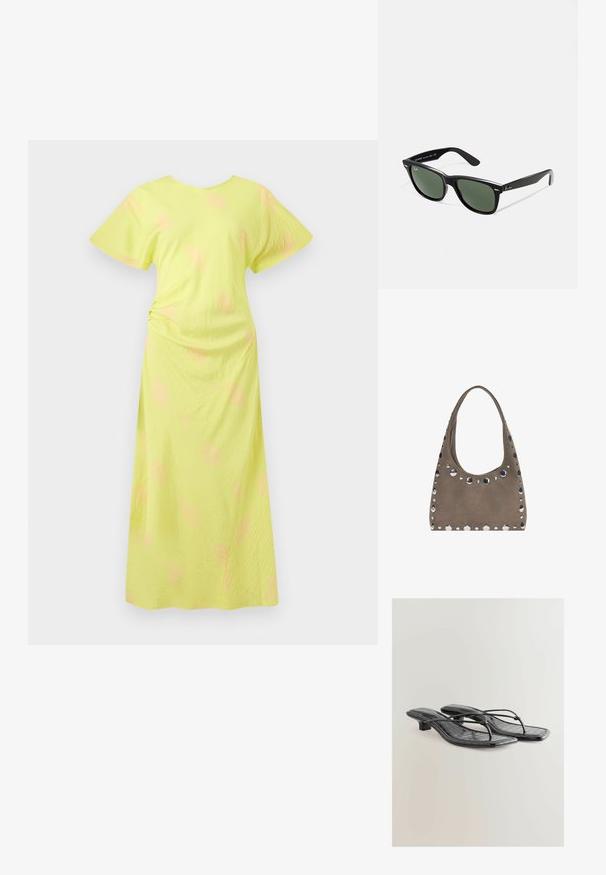 Żółta maxi sukienka z krótkimi, szerokimi rękawami. Posiada miękką teksturę i subtelne różowe akcenty na całym materiale. Zgromadzone detale po bokach.; Czarne sandały na obcasie z sztucznej skóry typu slingback z teksturą krokodyla, kwadratowym noskiem i niskim obcasem. Posiadają cienkie paski łączące podeszwę.; Czarne plastikowe okulary przeciwsłoneczne z zielonymi szkłami, kwadratowe oprawki, srebrny akcent na brwi oraz fakturowane ramiona temple. Nazwa marki podana na wewnętrznej stronie ramion.; PULL&BEAR - Torba na zakupy