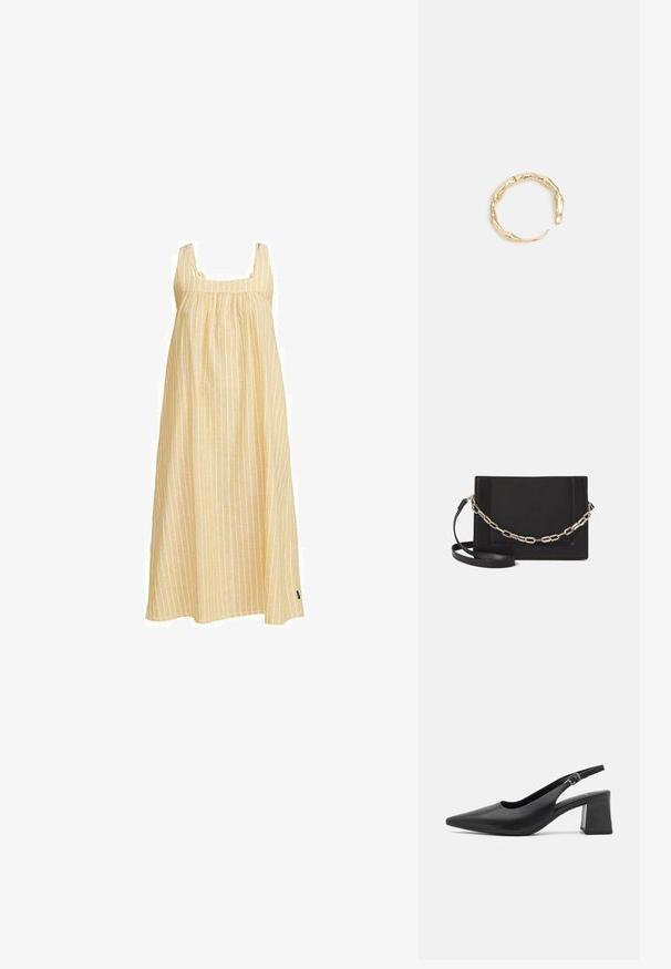 Gulrandig ärmlös klänning med fyrkantig halsringning, flödande design, draperad midja och lätt tygkänsla.; Svart läder slingback med klack, med spetsig tå och kraftig blockklack. Har en justerbar rem med en metallspänne.; Svart läder crossbody-väska med en slät yta, rektangulär form och metallickedjedetalj på framsidan. Justerbar rem ingår.; Ring i guldutförande med en organisk, vriden design, slät yta och avsmalnande ändar, vilket ger ett modernt, skulpturalt utseende.