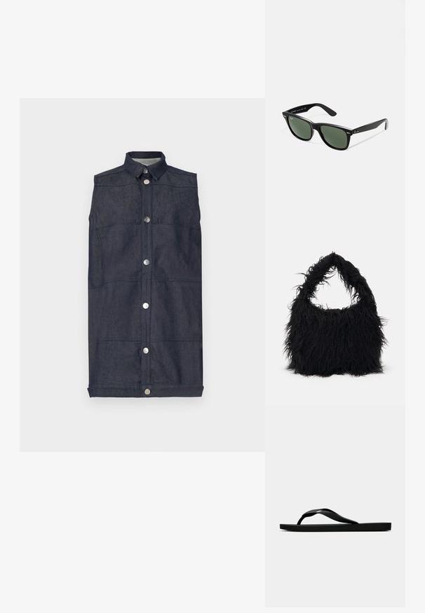 Tummansininen farkkuliivi, jossa on kauluksellinen kaula, edessä nappikiinnitys ja tasapinnat. Sileä pinta, jossa näkyvät ompeluoptiot.; Musta kumisaapas sandaali, jossa on teksturoitu thong-hihna ja yksinkertainen litteä pohja, esitetty sivustolta vaalealla taustalla.; Mustat muoviset aurinkolasit, joissa on vihreät linssit, neliönmuotoiset kehykset, hopeinen yksityiskohta kulmakarvojen kohdalla sekä tekstuuriset temppeleiden varret. Brändi ilmoitettu sisävarsissa.; Even&Odd Shopping bag - black