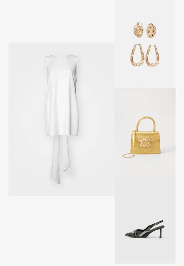 Balta bez piedurknēm tunika, izgatavota no gludas auduma, ar taisnu piegriezumu un garu saites detaļu aizmugurē. Bez papildu rakstiem vai akcentiem.; Melnā patentēta ādas sandale ar norādītu purngalu, potītes siksniņām ar sudraba sprādzēm un aparatūru, kā arī smalku papēdi.; Dzeltena mākslīgā krokodila roku soma ar strukturētu dizainu, augšējo rokturi, noņemamu ķēdes siksniņu un dekoratīvām kristāla rotājumiem aizdares daļā.; Zelta krāsas auskari ar teksturētām, viļņotām formām. Iekļauts skulpturāls piespraužams modelis un atvērta gredzenveida konstrukcija ar izsistām virsmām.