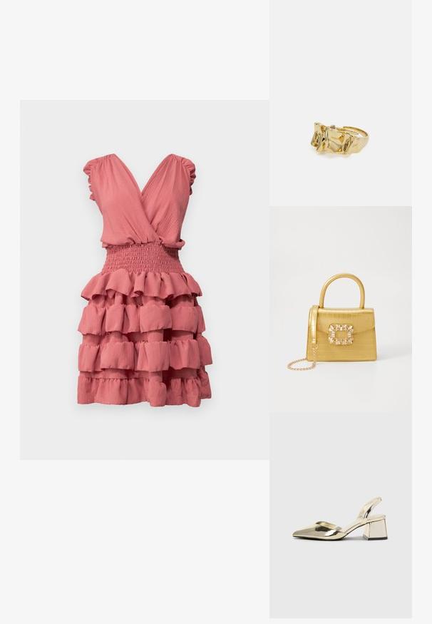 Rožnata poletna obleka z ovitim V-izrezom, napihnjenimi rokavi in smukastim pasom. Krilo ima večplastne volane, kar izboljšuje teksturiran videz.; Zlati, kovinski slingback čeveljci z ostrim nosom in masivnim peto. Gladka tekstura, minimalistična zasnova in ozka zanka.; Rumeno usnjeno-usnje z vzorcem krokodila, s strukturiranim dizajnom, zgornjo ročajem, snemljivo verižico in dekorativnim kristalnim okrasjem na zaponki.; Zlati prstan z teksturiranim, valovitim dizajnom, ki ima tri izrazite vrhove. Gladka, sijoča površina z odprtim pasom za prilagodljivo prileganje.