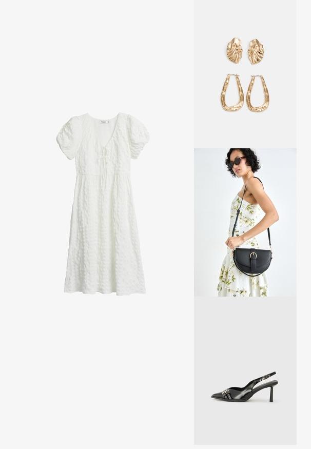 Hvid kjole med tekstureret stof, korte puffærmer, V-udskæring og en bånddetalje ved barmen, der falder til midt på læggen.; Sorte patenterede læderslagback sko med spids tå, ankleremme med sølvspænder og hardware samt en slank hæl.; Sort læderhåndtaske med en buet form, aftagelig rem og guldfinish. Tasken har en klap med en spænde detalje.; Guldtonede øreringe med teksturerede, bølgede former. Inkluderer skulpturelle clips og en åben ringdesign med en hamret finish.