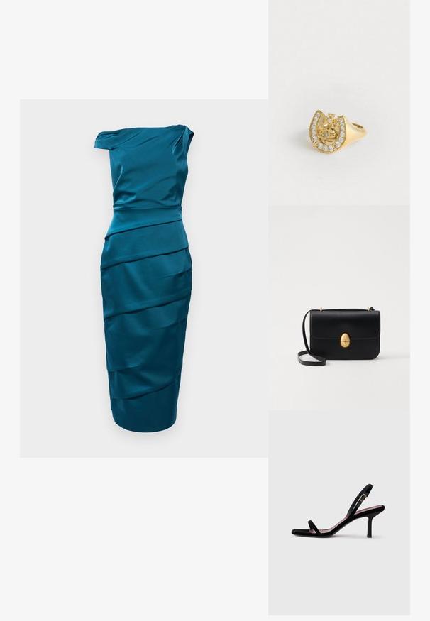 Tirkīza satīna kleita ar vienu plecu, pieguļošu augšdaļu un kārtainu drapējuma efektu. Penzila svārki sasniedz vidus teļus. Gluda tekstūra.; Melna zamšaina sieviešu augstpapēžu sandaļi ar šaurām siksnām un zeltītu sprādzi uz baltā fona, sānu skats.; Melnas ādas rokassomu ar strukturētu taisnstūra formu. Iespējas zelta ovāla slēdzis un plāns plecu siksna. Gluda tekstūra.; Zelts gredzens ar kronas dizainu iekšā, kas ietver zirgādas formu, dekorēts ar maziem caurspīdīgiem dārgakmeņiem, uz baltas fona.