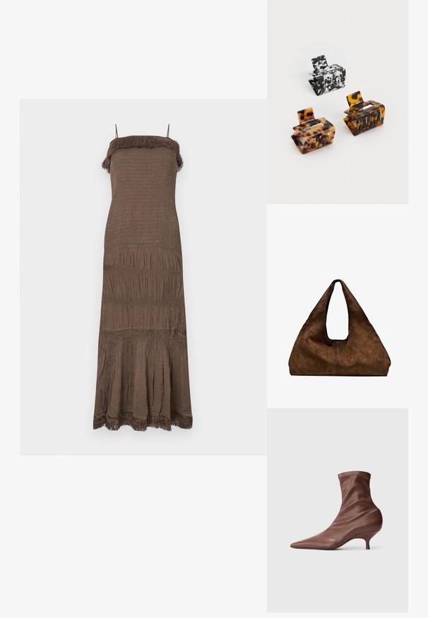 Brązowa, bezrękawnikowa sukienka z marszczonym stanikiem, warstwową spódnicą i frędzlami przy dekolcie oraz na dole. Miękka, teksturowana tkanina.; Brązowy trzewik typu ankle z ostro zakończonym noskiem, średniej wysokości obcasem typu kitten heel oraz miękką, gładką skórzaną cholewką na jasnym tle.; Brązowa zamszowa torba na ramię z otwartą górą. Posiada głęboką, szeroką konstrukcję, uchwyt wycięty oraz minimalne przeszycia dla czystego designu.; Trzy spinki do włosów: jedna w czarno-białe marmurkowe wzory, dwie w kolorach brązu i czerni w stylu żółwi, wszystkie wykonane z błyszczącego plastiku z teksturowanym wykończeniem.