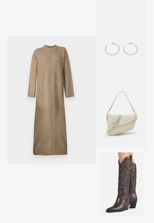 Kötött ruha puha bézs színben, magas nyakkal, hosszú ujjakkal és egyenes szabással, középen varrással.; Barna bőr cowboy csizmák hegyes orral és blokk sarkal, részletes varrással és kiemelkedő díszítésekkel a szárán.; Kis krémszínű táska texturált felülettel, hosszú, állítható pánttal, láncos díszítéssel és fedéllel záródik. Aranyszínű fém részletek.; Ezüst karika fülbevalók csavart kialakítással, fényes felülettel és fülbevaló tűzáras zárással. Átmérőjük körülbelül 3 cm.