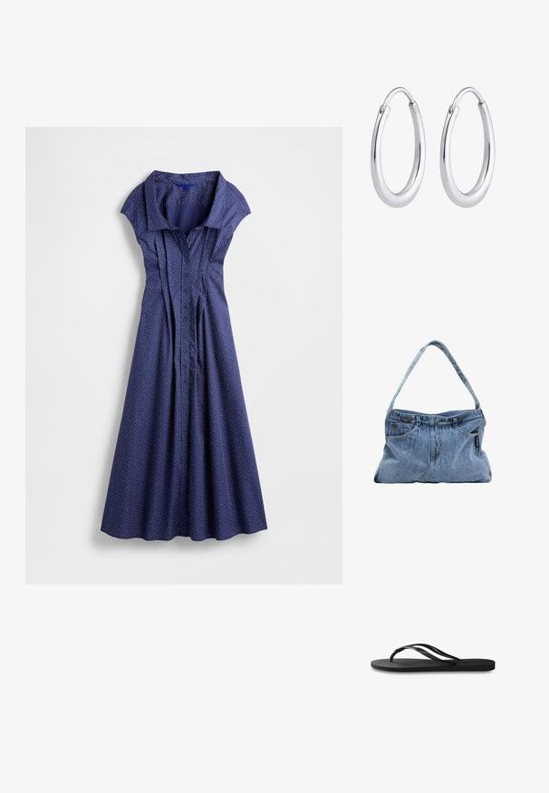 Marineblå kjole med kort, struktureret krave, knaplukning foran og plisseringer. Har hvide polkaprikker og et skørt med udvidet pasform.; Sorte flip-flop med en tekstureret gummisål, to slanke stropper og et subtilt, præget logodetalje på stroppen.; Denim skuldertaske med en buet rem, to forlommer og en knaplukning, der har lyseblåt stof og kontrasterende syninger.; Sølvringe med en glat, poleret overflade. Har en unik oval form og en sikker lukningsdesign. Stemplet "925" for sterling sølv.