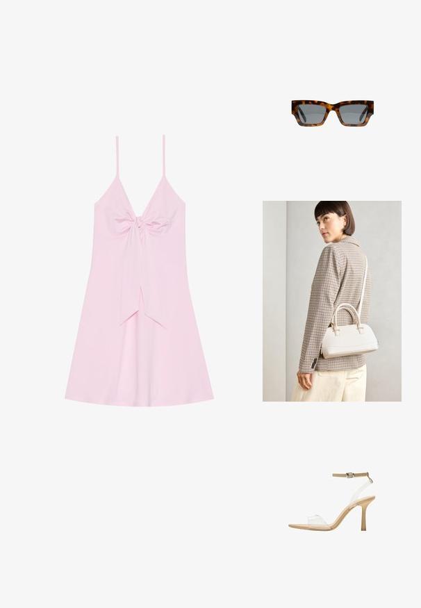 Roza brezrokavna obleka z detajlom prednje vozelj in razširjenim krilom. Narejena iz mehkega blaga z gladko teksturo. Tanek nastavljiv trak.; Sandal z jasnim petnikom s prozornim zgornjim delom, bež podplatom in sivim trakcem okoli gležnja. Ima koničast nos in tanek visoki petek.; Želve očala s angularnimi okvirji, sivi leči in gladko površino. Imajo drzen geometrijski dizajn in debele tempeljne.; Bela strukturirana torba z kratkimi ročaji in naramnim trakom, z zlatimi okrasnimi elementi in teksturiranim materialom, prikazana na sivi podlagi.