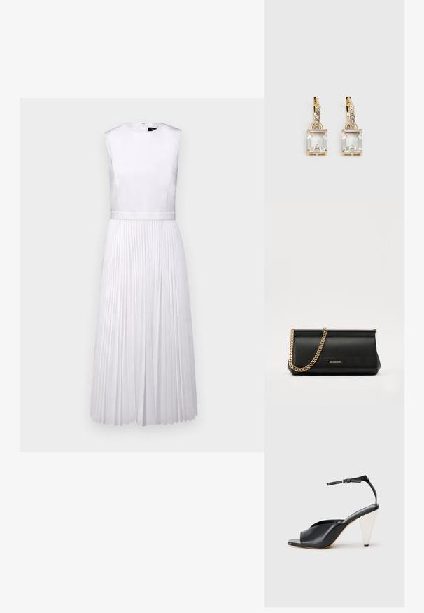 Fehér, plisszírozott ruha kerek nyakkivágással, ujjatlan kialakítással és selymes anyagú felső résszel. Kiugró derékrésszel és lágyan leomló szoknyával rendelkezik.; Fekete bőr magassarkú szandál nyitott orral, aszimmetrikus dizájnnal, bokapánttal és fémes kúpos sarokkal. Az anyag sima textúrájú.; Fekete bőr kisméretű táska arany lánccal, sima felülettel, téglalap alakú, és dombornyomott márkázással az elején.; Aranyszínű fülbevalók, melyek egy téglalap alakú, tiszta kristállyal díszítették, ami egy sor kis, kerek, tiszta kiegészítő alatt lóg. Letisztult, modern dizájn.
