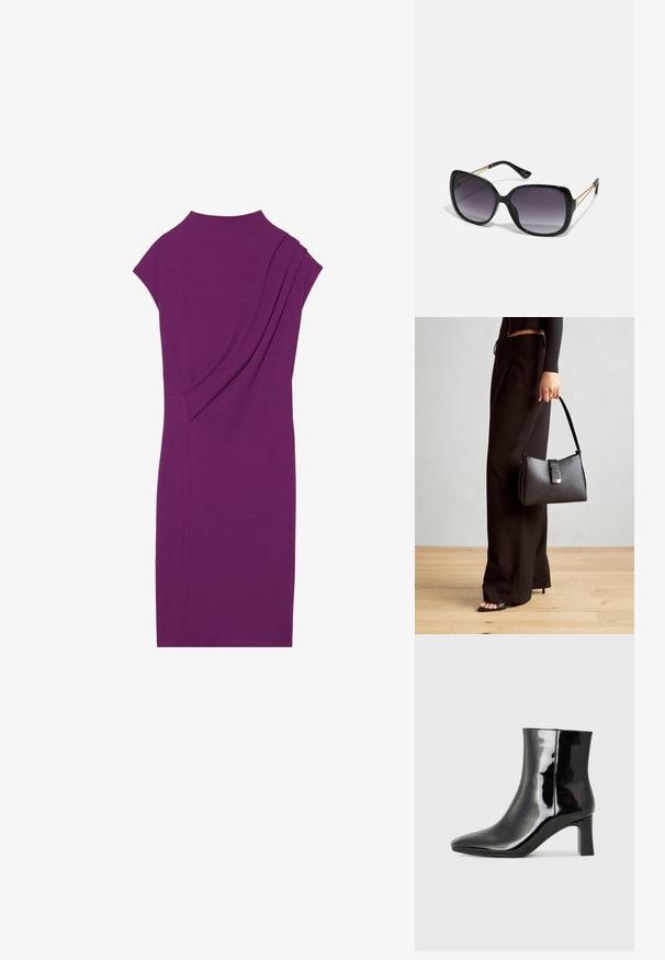 Lila Midikleid mit hohem Kragen, kurzen Ärmeln und Falten-Details am Rücken. Glattes, elastisches Material, figurbetonter Schnitt.; Schwarzer Lackleder-Stiefelette mit spitzer Zehe und einem mittelhohen Blockabsatz. Glatte Textur und minimalistisches Design.; Schwarze übergroße Sonnenbrille mit getönten Gläsern, dicken Rahmen und goldfarbener Kettendetaillierung an den Bügeln.; Schwarze Handtasche mit strukturierter Form, glatter Textur und einem metallischen Verschluss. Kombiniert mit weiten schwarzen Hosen und offenen Sandalen auf einem Holzboden.