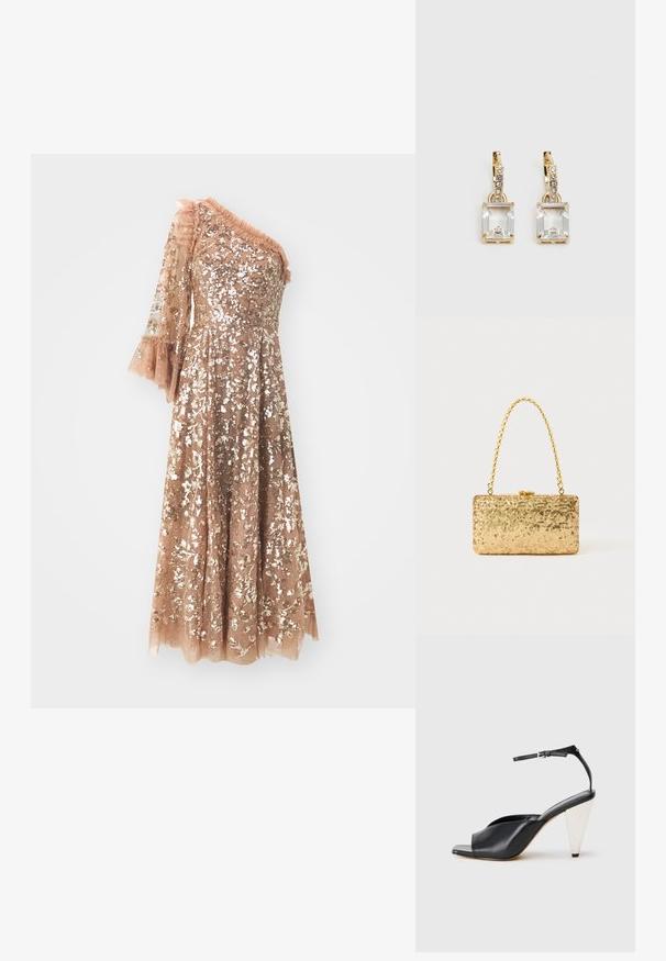 Rosa guld kjole med én gennemsigtig, palietteret ærme, flæset halsudskæring og udvidet manchet. Stoffet er struktureret med lag af glitrende palietter.; Sort læder højhælede sandaler med åben tå, asymmetrisk design, ankelrem og en metallisk kegleformet hæl. Glat tekstur hele vejen igennem.; Gylden paliet pung i rektangulær form, med et snoet kædehåndtag og en metalspænde lukning, der reflekterer lys med en struktureret overflade.; Guldtonede øreringe med et rektangulært, klart krystal, der hænger under en række af små, runde klare accenter. Elegant, moderne design.