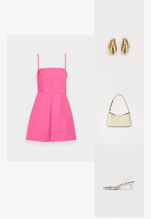 Rosa ärmelloses Kleid mit tailliertem Oberteil und gefüttertem Rock. Hergestellt aus glattem Stoff, mit verdecktem seitlichem Reißverschluss und minimalen Nähdetails.; Weiße Slingback-Sandalen mit einem leichten Absatz, dünnen Riemen und einer glatten Ledertextur; verfügen über eine kleine dekorative Schnalle.; Lederhandtasche in Creme mit einer geschwungenen Form. Verfügt über ein goldfarbenes Logo-Detail und einen dünnen, verstellbaren dunklen Tragegurt.; Goldfarbene Ohrringe mit fließendem, geschwungenem Design. Jeder Ohrring hat eine glatte Oberfläche und einen kleinen Verschluss mit einem dekorativen Detail.