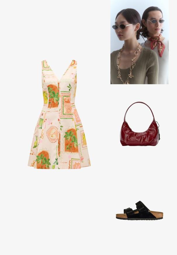Bezramenné šaty s hlubokým výstřihem ve tvaru V, vyrobené z lehkého materiálu, zdobené barevnými botanickými potisky v oranžové a zelené barvě.; Černé lakované kožené sandály s dvěma nastavitelnými popruhy, korkovou stélkou a gumovou podrážkou, s hladkým povrchem a minimalistickým designem.; Kulaté sluneční brýle s tmavými skly a tenkými stříbrnými obroučkami. Jeden člověk má na sobě zlatý řetízek, zatímco druhý má červený šátek s vzorem.; Burgundská kabelka na rameno vyrobená z lesklého materiálu, s křivkovým tvarem a nařasenou texturou. Disponuje krátkým uchem a viditelným zipovým uzávěrem.