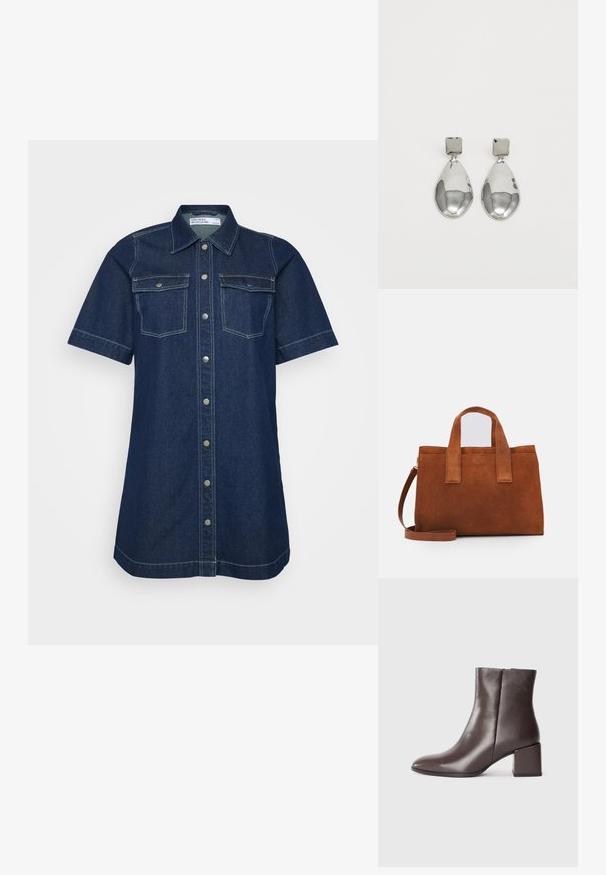 Jeanskjortekjole i mørk blå med korte ermer, to brystlommer, knapplukking og kontrasterende sømdetaljer.; Brune lær ankle boot med et elegant design, spiss tå og firkantet blokkheel. Glatt tekstur og minimalistisk silhuett.; Farget brun semsket skinn veske med to håndtak på toppen og en justerbar skulderreim. Har en strukturert form og et minimalistisk design.; Sølv dråpeøreringer med firkantet studs, med en glatt, polert overflate og en tåreformet design som reflekterer lys med en blank overflate.