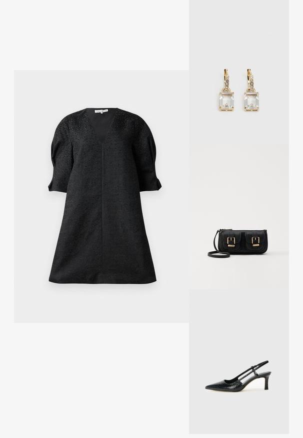 Fekete ruha V kivágással, rövid puffos ujjakkal és texturált anyaggal, melyet apró díszítések tesznek részletessé.; Fekete lakk slingback sarok, hegyes orral, texturált kígyómintával, állítható pánttal és rövid, texturált tömbsarkal.; Fekete bőr keresztbody táska két elülső zsebbel, arany csattokkal, cipzáras záródással és vékony pánttal. Textúrált felület és kompakt téglalap alak.; Aranyszínű fülbevalók, melyek egy téglalap alakú, tiszta kristállyal díszítették, ami egy sor kis, kerek, tiszta kiegészítő alatt lóg. Letisztult, modern dizájn.