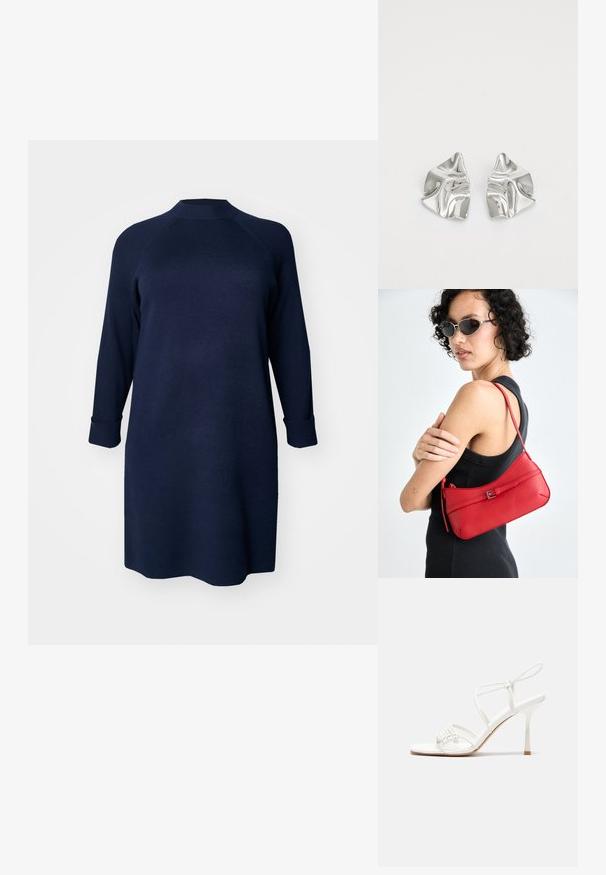 Vero Moda Curve VMCGOLD MIX HIGHNECK DRESS - Abito in maglia - navy blazer; Sandalo alto con tacco bianco a strisce, con una base piatta per le dita, un frontale testurizzato con dettagli arricciati e una sottile cinghia alla caviglia.; Borsa a spalla rossa in pelle con una texture liscia, design curvo e un elegante dettaglio a fibbia. Tracolla regolabile e chiusura con zip.; Orecchini in metallo argento con un design ondulato e scultoreo, caratterizzati da una finitura lucida e forme irregolari, che evidenziano un'estetica contemporanea.