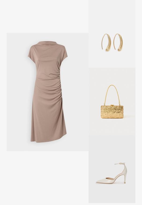 Hnědá krátkosrstá šaty vyrobené z měkké tkaniny, s lodičkovým výstřihem a nabíranými detaily na straně pro přiléhavý siluetu.; Bílé kožené lodičky na vysokém podpatku s špičatou špičkou, kotníkovým páskem a štíhlým jehlovým podpatkem. Hladká textura s mírným lesklým povrchem.; Zlatá flitrová kabelka ve tvaru obdélníku, s propleteným řetízkovým uchem a kovovým zapínáním, odrážející světlo s texturovaným povrchem.; Náušnice ve tvaru kruhu z pozlaceného kovu s vroubkovaným, prodlouženým tvarem. Mají hladký, lesklý povrch a zaoblený konec pro zvýraznění detailu.