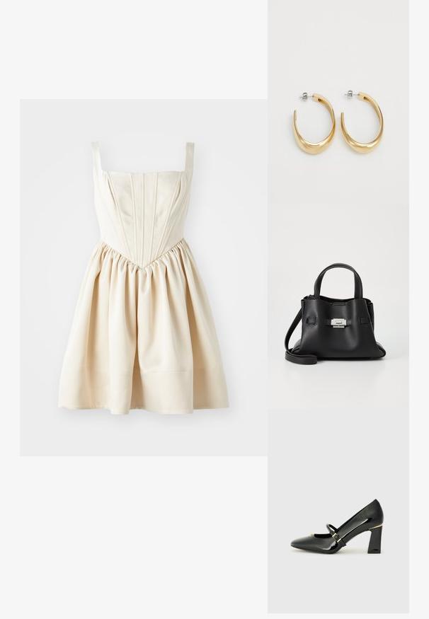 Kremo spalvos suknelė su kvadratiniu iškirpimu, prigludusia liemenėle su raukiniais ir susiraukšlėjusia sijonų dalimi, pagaminta iš lygaus audinio. Reguliuojamos petnešos.; Juoda patentinė oda aukštakulnė bateliai su smailiu pirštu, kulkšnies dirželiu ir auksiniu akcentu ant kulno. Kvadrato formos blokinis kulnas.; Juodas odinis rankinės su tekstūruota apdaila, turintis dvi viršutinės rankenos, nuimamą peties diržą ir sidabrinį užsegimą.; Auksinės spalvos apyrankės auskarai su glotnia, kreiva forma. Pagaminti iš metalo, turintys elegantišką apdailą ir užsegimą su smeigėle.