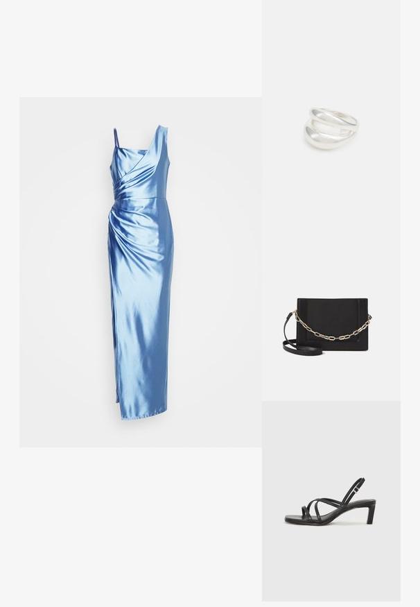 Gaišzila satīna vakarkleita ar vienu plecu, vīto ķermeni un garu siluetu, kas ir papildināta ar sānu šķēlumu.; Melnas strappy sandales ar kvadrātveida purngaliem un zemu bloku papēdi. Ievērojamas ar vairākiem plāniem siksniņām un regulējamu potītes siksniņu. Izgatavotas no gludas ādas.; Melna ādas crossbody soma ar gludu faktūru, taisnstūrveida formu un metalizētu ķēdes detaļu priekšā. Iekļauta regulējama siksna.; Sudraba divu joslu gredzens ar gludu, pulētu virsmu. Iezīmējas ar plūstošu, izliekta dizaina struktūru ar pārklājošām sekcijām modernam izskatam.