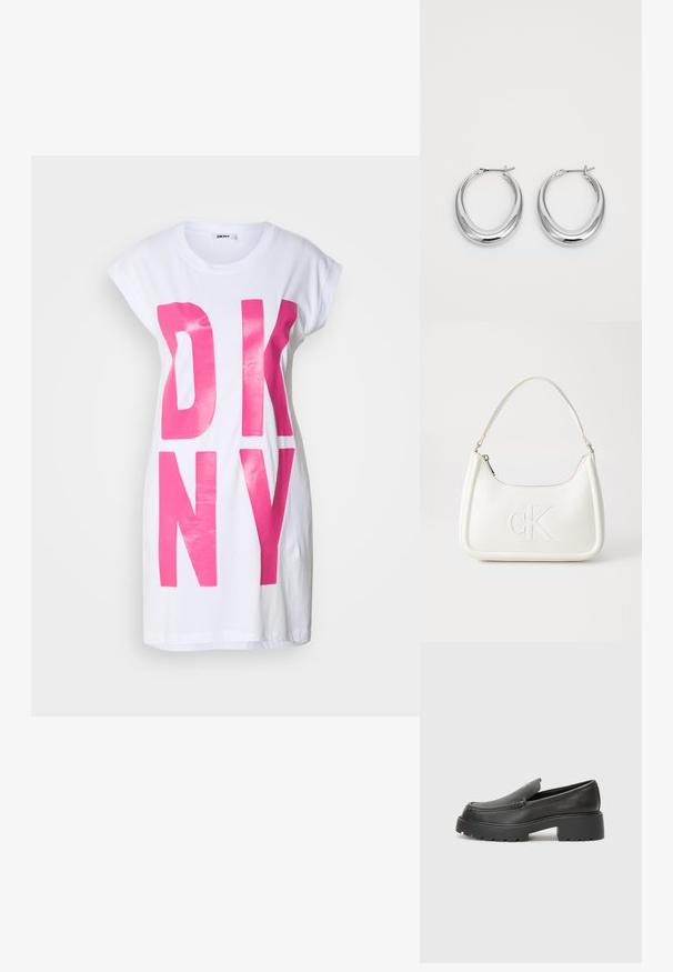 Valkoinen ylisuuri T-paita, jossa on suuret, kiiltävät vaaleanpunaiset "DKNY"-kirjaimet. Lyhyet hihat ja rento istuvuus, valmistettu pehmeästä puuvillamateriaalista.; Musta nahkakengät, joissa on pyöristetty kärki, paksu teksturoitu pohja ja vähäiset ompeluyksityiskohdat. Tyylikäs muotoilu, jossa ei ole näkyviä nauhoja tai metalliosia.; Valkoinen nahkalaukku, jossa on kaareva muotoilu, etupuolella kohokuvioitu "CK" -logo ja yksi olkahihna. Vetoketjukiinnitys ylhäällä.; Pari di orecchini a cerchio a mezzaluna in argento lucidato con chiusure a cerniera su uno sfondo bianco.