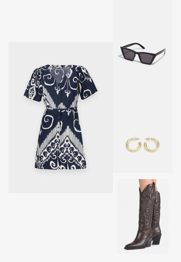 Jūreivio suknelė su baltu sukurtu raštu, trumpomis pūstomis rankovėmis, V formos iškirpte, sagomis per visą priekį ir įtempiamu liemeniu su diržu.; Rudos odinės kaubojaus batai su smailiu priekiu ir blokuotu kulnu, pasižymintys detaliu siuvinėjimu ir iškiliais akcentais ant ašies.; Juodos, kampuotos saulės akinios su pilkais stiklais; pagaminti iš plastiko, su storomis šakėmis, turinčiomis lygų paviršių ir be matomų detalių.; Aukso auskarai su lygiu, blizgiu paviršiumi. Apvalus dizainas su maža užrakto dalimi ir skaidria atrama saugiam nešiojimui.