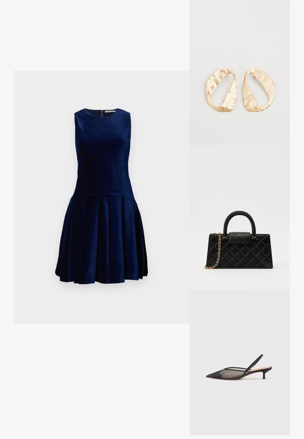 Granatowa aksamitna sukienka bez rękawów, z okrągłym dekoltem i plisowanym dołem. Posiada zamek błyskawiczny z tyłu. Gładka tekstura.; NEOUS IRENA czarny; Czarna torebka wykonana z fakturowanej skóry, z wzorem w romby, złotą łańcuszkową rączką oraz górnym uchwytem z klapą z wytłoczonym logo.; Para nieregularnych, owalnych kolczyków ze złotego metalu o teksturowanej, lekko młotkowanej powierzchni na białym tle.
