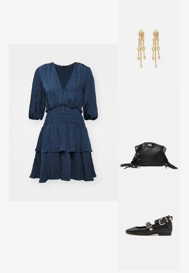 Rochie bleu marin cu decolteu în V, mâneci tip balon și talie elastică. Prezintă o fusta în straturi dintr-o țesătură texturată.; Pantofii plano din piele patent neagră, cu vârful pătrat, curea de gleznă cu accesorii din argint și talpă plată. Textură netedă cu un design minimalist.; Maje MISS MINI - Geantă crossbody - noir; Cercei aurii cu multiple lanțuri suspendate, având accente din rhinestone ovale clare și capete decorative cu tighel.
