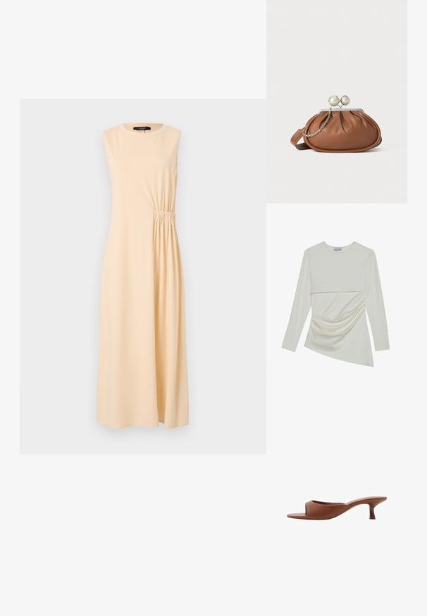 Ærmeløs midi-kjole i lys beige med en samlet side detalje. Lavet af blødt stof, med rund halsudskæring og afslappet pasform.; Langærmet bluse i cremefarve med en rund halsudskæring, der har et lagdelt design og rynkede detaljer i den nederste sektion. Blødt stof med en glat tekstur.; Brune åbne tå hæle mules med en glat, mat finish, der har et buet design og en gennemsigtig, afsmalnende hæl.; Brun læder clutch-pung med sølv kugleklap og en lille sølv kædedetalje på en hvid baggrund.
