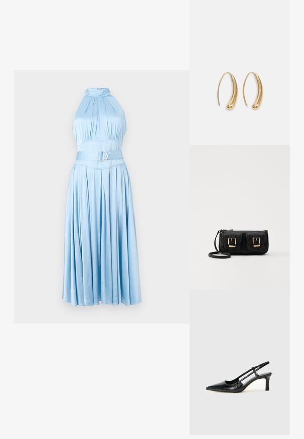 Šviesiai mėlyna halter tipo suknelė iš glotnaus audinio, su prigludusia liemene, klijuota sijonu ir plačiu diržu su sidabriniu apvaliu sagtimi.; Juodai lakuoti slingback aukštakulniai su smailiu nosiu, su tekstūruotu gyvatės raštu, reguliuojama juosta ir trumpu, tekstūruotu blokiniu kulnu.; Juodas odinis per petį nešiojamas krepšys su dviem priekiniais kišenėmis, auksiniais sagtimis, užtrauktuko uždarymu ir siauromis petnešomis. Textūruota paviršius ir kompaktiškas stačiakampis formatas.; Auksinės metalinės auskarų kabės su lenktą, pailgą forma. Turi lygų, blizgantį paviršių ir užapvalintą galiuką papildomam akcentui.