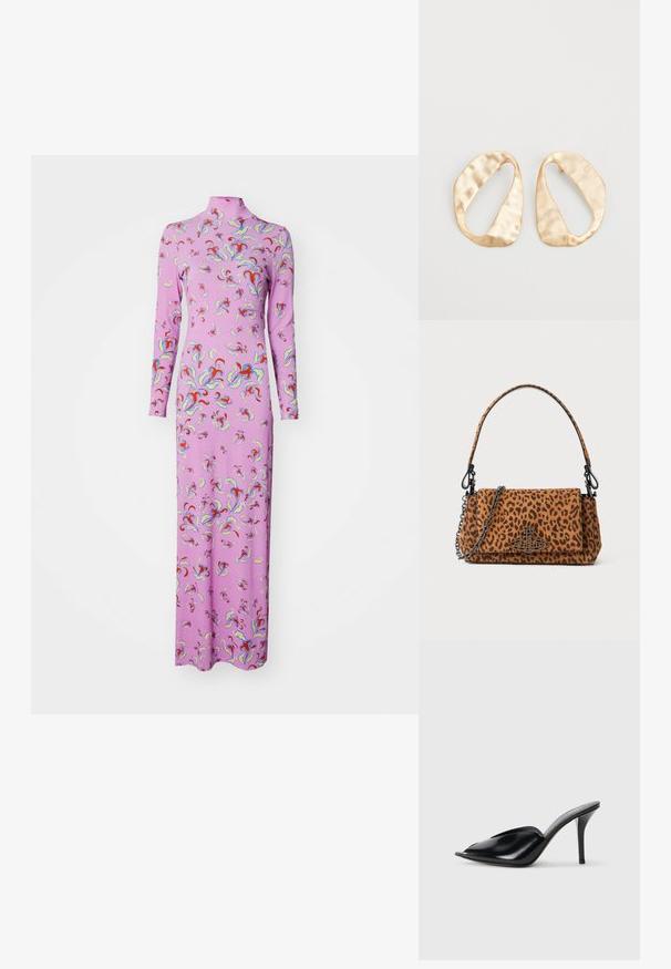 Vestido longo rosa com gola alta e mangas compridas, apresentando um padrão abstrato colorido em toda a peça. Feito de um tecido suave e elástico.; Mules de salto alto em couro preto, com ponta aberta, design pontudo, textura suave e um salto fino tipo stiletto.; Bolsa de pele de leopardo feita de camurça, com uma alça curta, uma correia de corrente e um fecho de metal preto. Forma retangular com fecho de aba.; Par de brincos irregulares em forma oval, feitos de metal dourado, com uma superfície texturizada e ligeiramente martelada, sobre um fundo branco.
