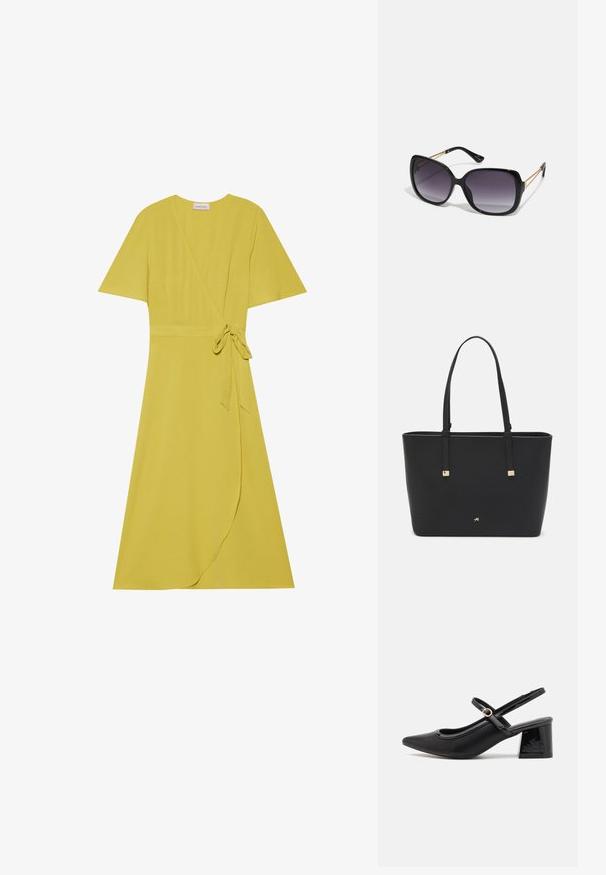 Gelbes Wickelkleid mit kurzen Ärmeln, Bindegürtel in der Taille und fließendem Saum. Hergestellt aus einem weichen, strukturierten Stoff.; Schwarze Lackleder-Slingback-Absätze mit spitzer Zehenform, einem runden Ausschnitt-Design und einem Blockabsatz. Mit einem goldfarbenen Schnallenakzent.; Schwarze übergroße Sonnenbrille mit getönten Gläsern, dicken Rahmen und goldfarbener Kettendetaillierung an den Bügeln.; Schwarze Tragetasche aus synthetischem Material, mit einfachem rechteckigem Design, goldenen quadratischen Akzenten und doppelten Griffen.
