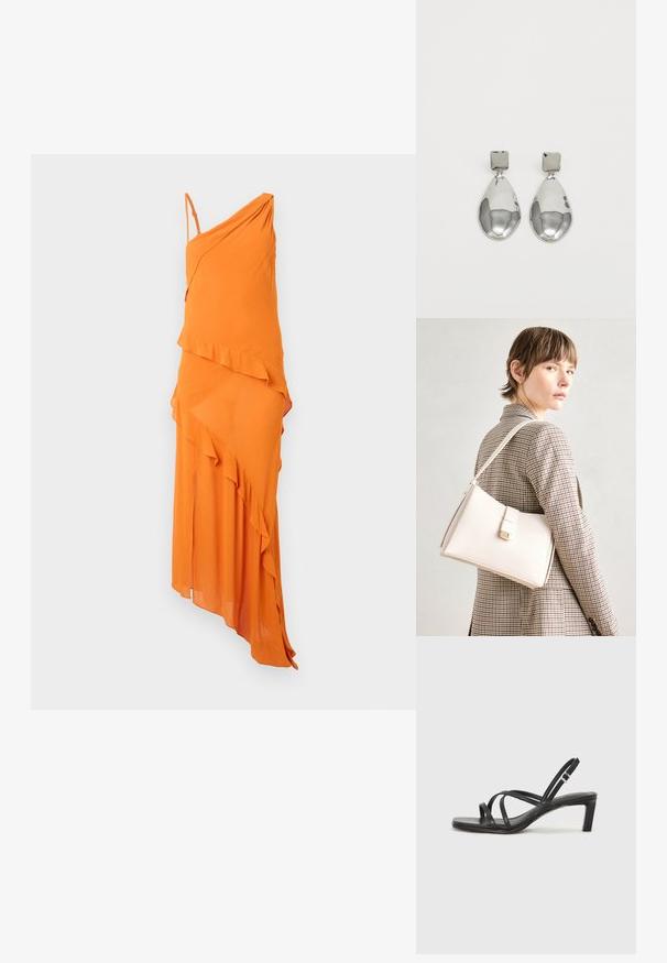Narančasta asimetrična haljina s elegantnim drapiranim dizajnom, koja ima naglašene volane i tanke podesive naramenice. Glatka tekstura, lagani materijal.; Crne sandale s trakama, kvadratnim prstom i niskom blok petom. Ima više tankih trakica i podesivu trakicu oko gležnja. Izrađene su od glatke kože.; Bijela kožna torba s čvrstim dizajnom, s magnetskim kopčanjem i remenom za rame, prikazana na neutralnoj pozadini.; Srebrne naušnice u obliku kapi s kvadratnom kopčom, koji imaju glatku, sjajnu završnu obradu i oblik suze, odražavajući svjetlost s sjajnom površinom.