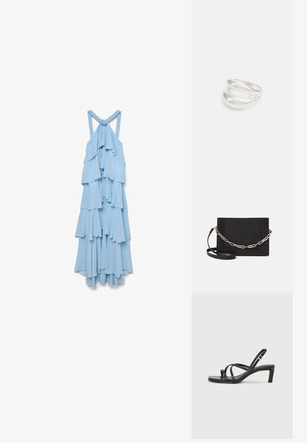 Ljusblå, ärmlös klänning med lager av volanger. Tyget ser mjukt och böljande ut, med en knutdetalj på baksidan av axelbanden.; Svart sandaler med remmar och fyrkantig tå samt låg blockklack. Har flera tunna remmar och en justerbar ankelrem. Tillverkad av mjukt läder.; Svart läder crossbody-väska med en slät yta, rektangulär form och metallickedjedetalj på framsidan. Justerbar rem ingår.; Silver ring med dubbel band och en slät, polerad yta. Har en flödande, böjd design med överlappande sektioner för en modern stil.
