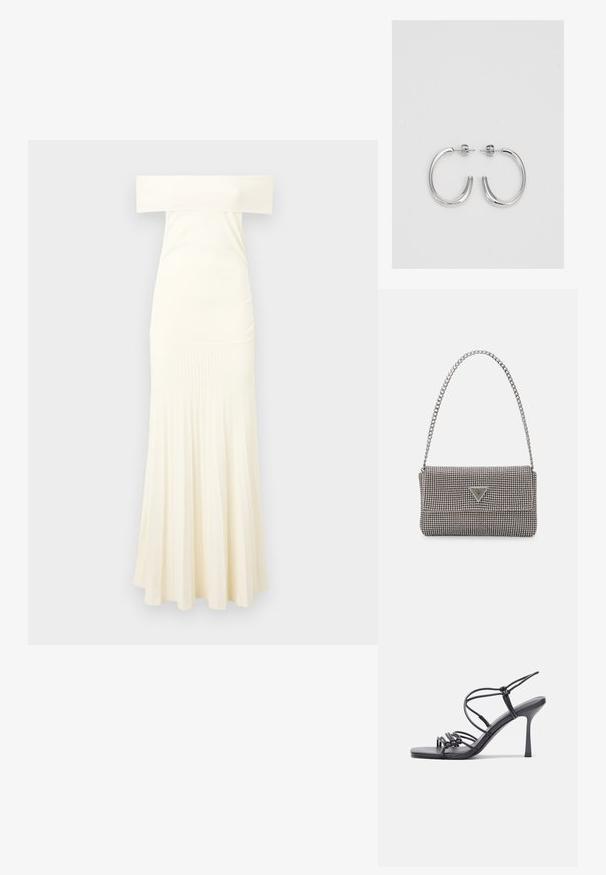 Rochie mulată, cu umerii goi, de culoare albă murdară, având o textură rațională la bază și o siluetă evazată.; Sandale negre cu toc înalt au curele subțiri cu un design legat, un vârf pătrat neted și un toc stiletto elegant.; Geantă metalică gri deschis, cu un strap din lanț, decorată cu mici ținte circulare metalice și un logo de marcă triangular.; Cercei rotunzi din argint cu un finisaj neted și strălucitor. Design ușor, având o formă rotundă și închidere cu tijă.
