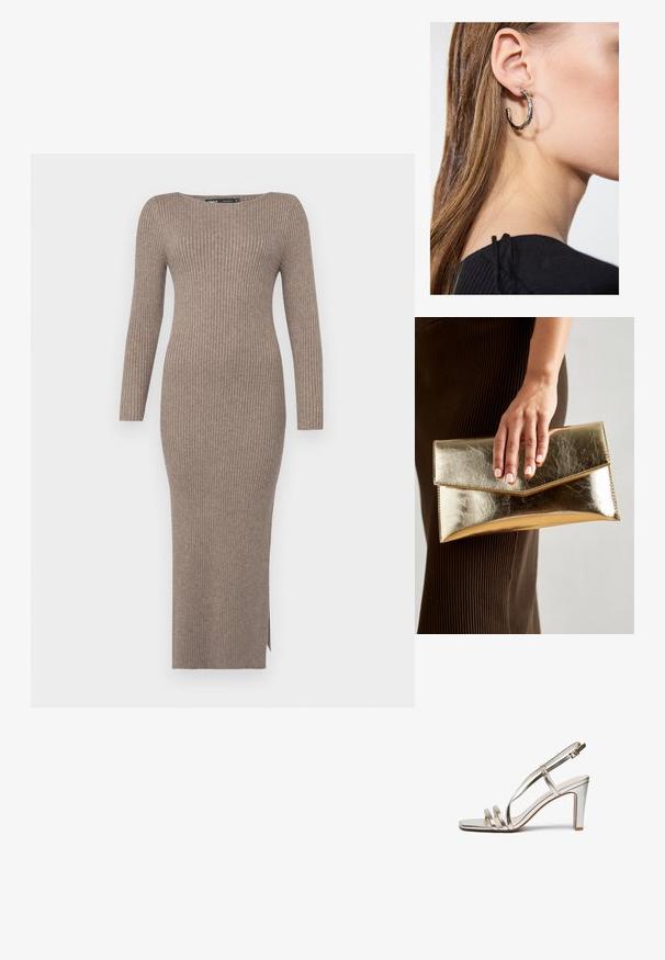 Vestido de malha canelada numa cor taupe suave, com mangas longas, decote barco e uma fenda lateral para facilitar o movimento.; Sandal de salto alto prateado metálico com biqueira aberta, apresentando três tiras finas sobre o pé e uma tira no tornozelo com fivela.; Bolsa de mão metálica dourada com uma textura suave, apresentando um fecho em aba triangular. A mão que a segura tem unhas bem cuidadas.; Brinco de argola prateada com acabamento polido, apresentando pequenos detalhes em dourado e uma forma redonda, usado na orelha.
