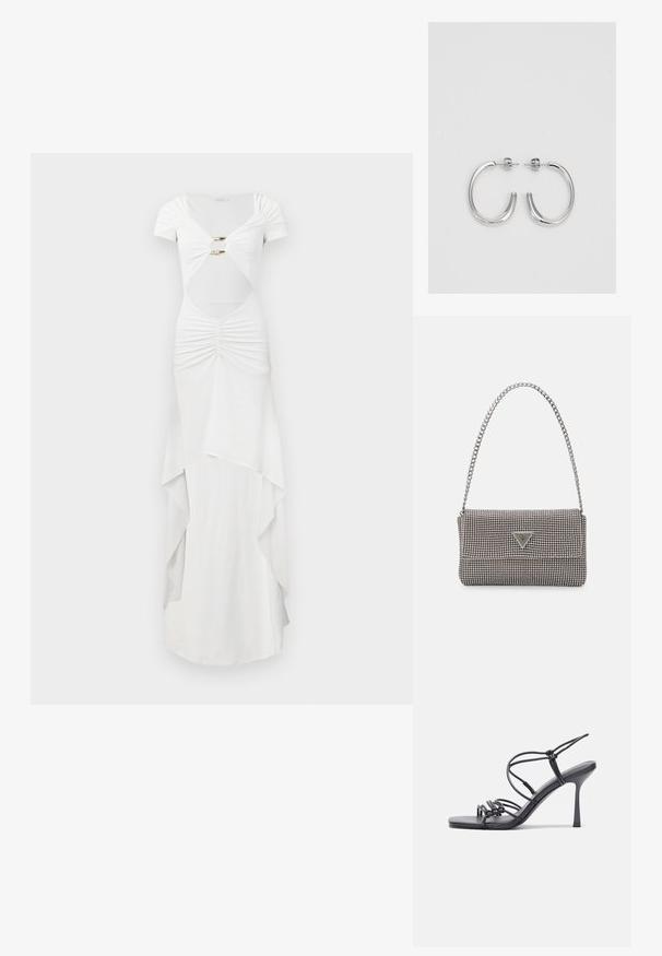 Balta maksi suknelė su trumpomis rankovėmis, turinti susiraukšlėjusių detalių, išpjovą liemens srityje, auksinio akcento aksesuarus ir sluoksniuotą sijono dizainą.; Juodos aukštakulnės sandalai pasižymi plonyčiais dirželiais su mazgo dizainu, lygiu kvadratiniu pirštu ir elegantišku stiletto kulnu.; Šviesiai pilka metalinė rankinė su grandinėlės dirželiu, papuošta mažais apvaliais metaliniais smeigėmis ir trikampiu prekės ženklu.; Sidabrinės auskarai žiedai su lygiu, blizgiu paviršiumi. Suapvalinta forma, lengvas dizainas, su uždarymu ant smeigtuko.