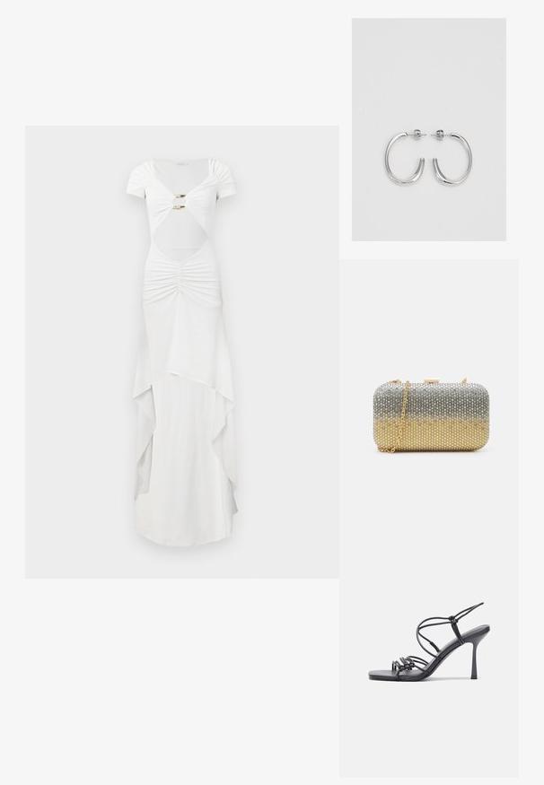 Biała sukienka maxi z krótkimi rękawami, z marszczeniami, wycięciem w talii, złotymi akcentami i warstwowym fasonem spódnicy.; Czarne sandały na wysokim obcasie mają cienkie paski z węzłowym wzorem, gładki, kwadratowy czubek i smukły obcas w stylu szpilki.; Mascara - Kopertówka; Srebrne kolczyki koła o gładkiej, błyszczącej powierzchni, z zakrzywionym kształtem i zapięciem na sztyft. Minimalistyczny design z nowoczesnym wykończeniem.