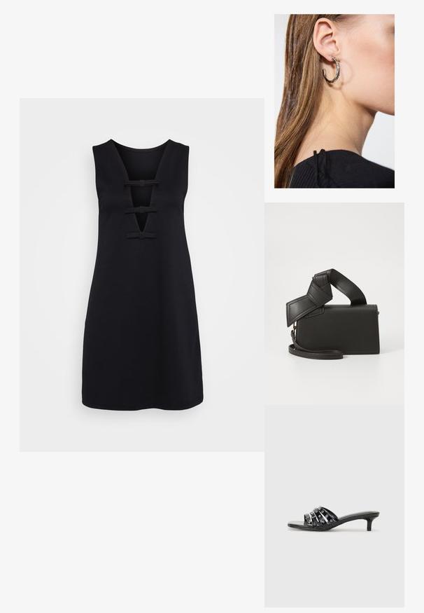 Vestido negro hecho de tela suave, con escote en V y tres lazos decorativos, diseño sin mangas. Corte hasta la rodilla.; Sandalias negras de tacón con múltiples correas brillantes y acentos metálicos, con punta afilada y tacones de kitten modestos. Textura suave.; Bolso de cuero negro con forma rectangular, que presenta un asa anudada única y una correa de hombro desmontable. Textura suave y costuras mínimas.; Pendiente de aro de plata con un acabado pulido, que presenta pequeños detalles en dorado y una forma redonda, llevado en el lóbulo.