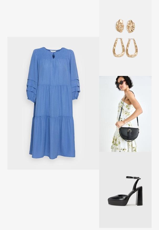 Part Two MARYLOU - Vestido de dia - ultramarine; Saltos altos pretos com bico fino e atilho ajustável no tornozelo. Confeccionados em couro suave, apresentam um salto bloco robusto.; Bolsa de couro preta com forma curva, alça destacável e detalhes em dourado. A bolsa possui uma aba com detalhe de fivela.; Brincos em tom de ouro com formas onduladas e texturizadas. Inclui studs escultóricos com presilha e um design de argola aberta com um acabamento martelado.