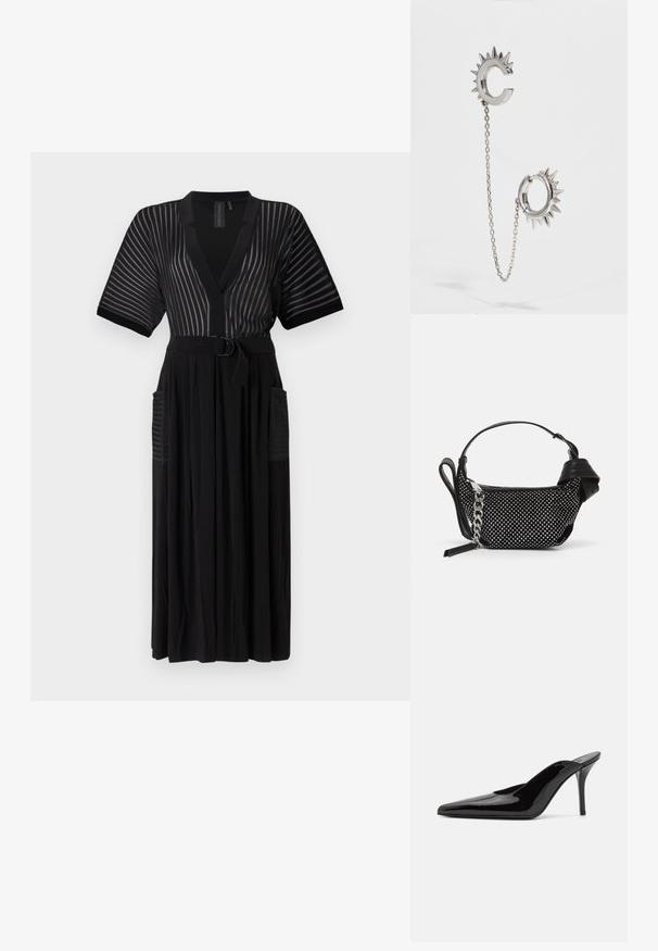 Czarna maxi sukienka z krótkimi rękawami, pionowymi pasami, dekoltem w serek, talią ze sznurkiem i bocznymi kieszeniami. Wykonana z lekkiego materiału.; Czarne lakierowane mule na wysokim obcasie z wąskim noskiem i elegancką sylwetką, charakteryzujące się otwartym tyłem i smukłym szpilką.; Czarna torebka z ćwiekowanymi zdobieniami, łańcuszkowym paskiem i gładkim skórzanym uchwytem, o zaokrąglonym kształcie i zamykanej kieszeni.; Srebrne kolczyki o spiczastym wzorze; jeden kolczyk ma kształt litery C, połączony łańcuszkiem z okrągłym kółkiem z kolcami.